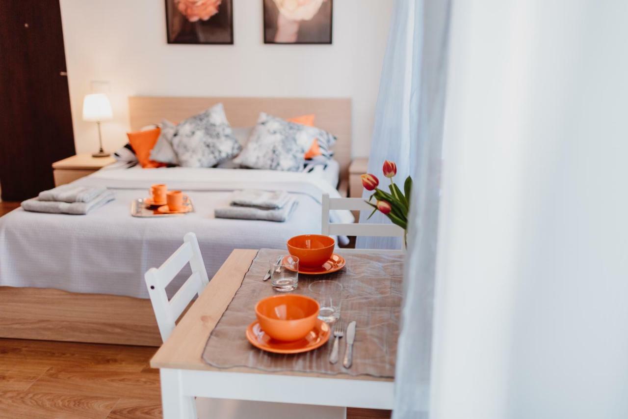 Garden Apartment Красков Екстериор снимка
