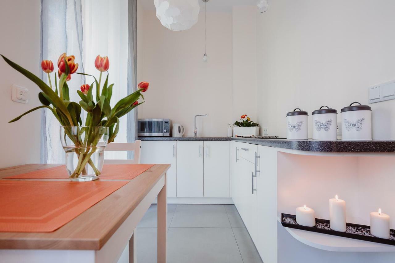 Garden Apartment Красков Екстериор снимка