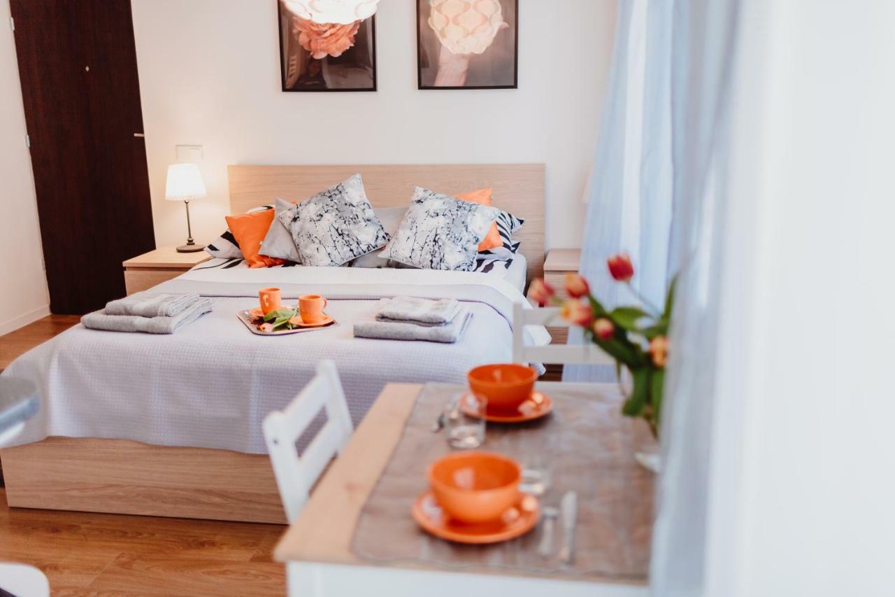 Garden Apartment Красков Екстериор снимка